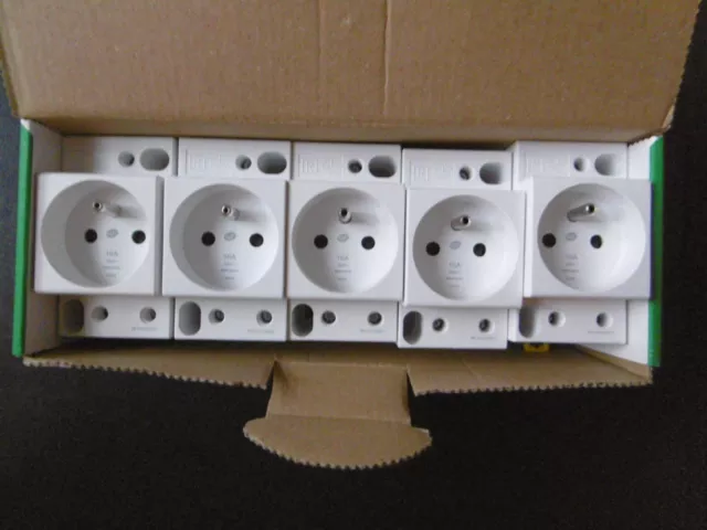 Lot De 5 Prises Modulaire 2 Poles + Terre Schneider Electric R9Pcs616