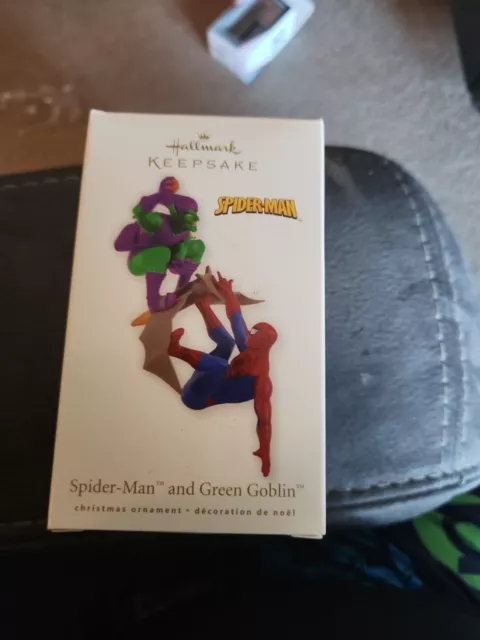 Hallmark Keepsake Christmas ornament Marvel Spider-Man and Green Goblin New 2010