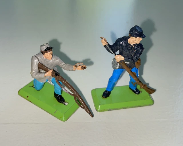 Britains Deetail TOY SOLDIERS  Vintage 1971 Metal Based / Civil War UNION