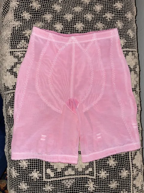 VTG 1960s Baby Pink Nylon Girdle VANITY FAIR Shorts Panty Garter Clips Sz Small