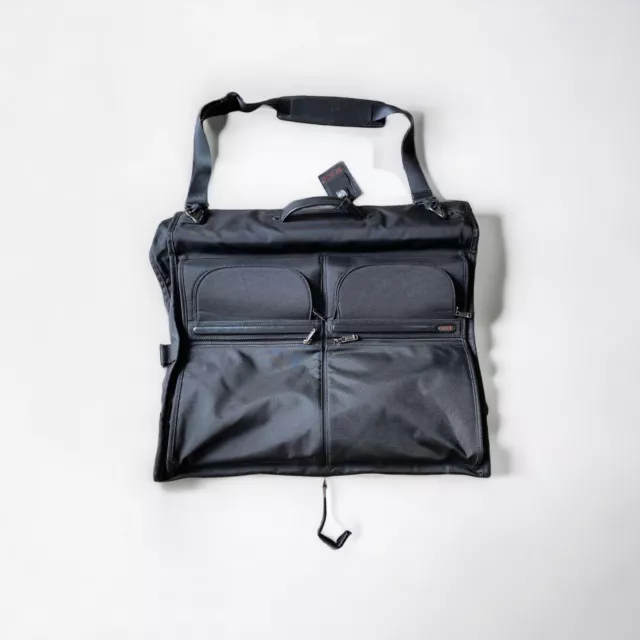 TUMI Alpha Classic Garment Bag Black Ballistic Nylon Bi-Fold 22134s4
