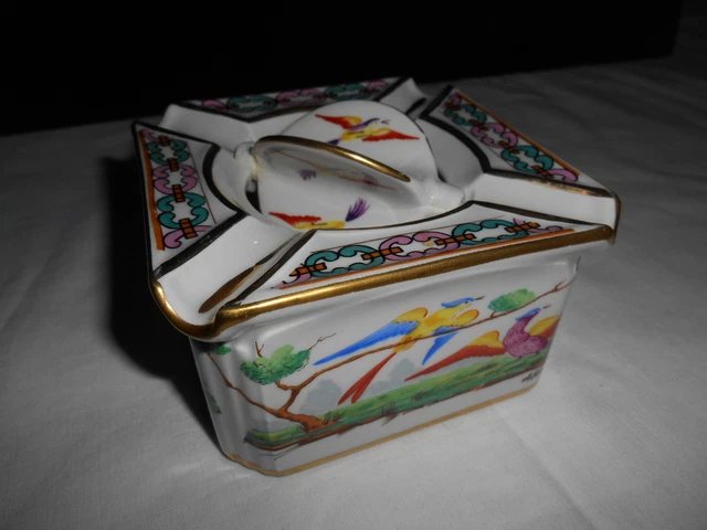 cendrier en porcelaine LES AISSES TROPHEE PILLIVUYT