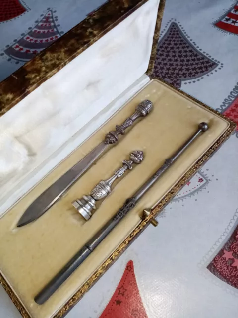 Rare Et Ancien Necessaire De Bureau / Ecriture . Coupe Papier . Sceau Cachet