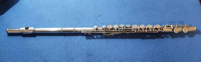 Vintage Yamaha Flute YFL-211s Nippon Gakki Japan in Hard Case 2