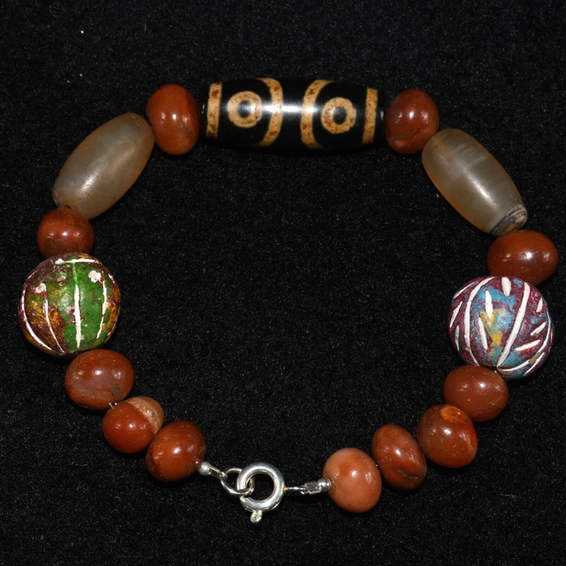 Antique Old Indo Tibetan Himalayan Agate Stone Dzi Eye bead Bracelet