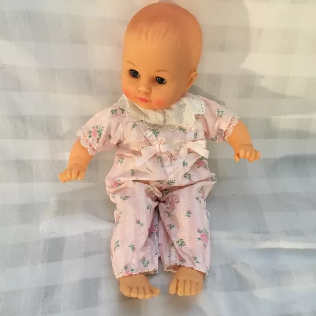 1999 Cititoy Cloth & Vinyl Sleepy Eye Baby Doll, original clothing, D5