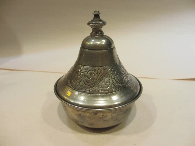 Antique Burmese ? Betel Nut Box OR OTTOMAN EMPIRE ? SNUFF BOX W/ HALLMARK