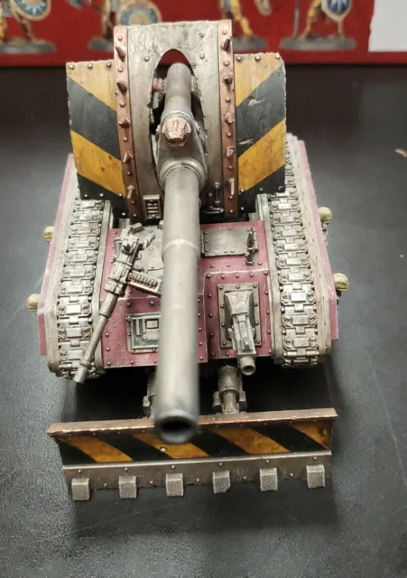 (1) Basilisk Tank Warhammer 40k Imperial Guard painted table ready -