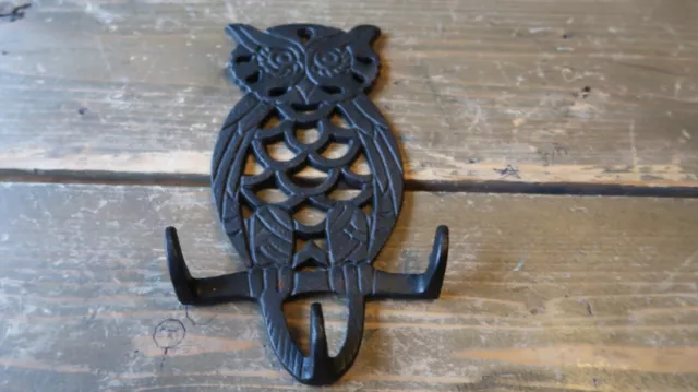 Vintage Cast Iron OWL Key Hook 7.25"