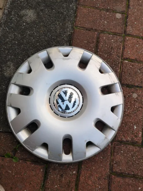 VW Polo Vento Wheel Trim Hub Cap Genuine Silver 6Q0601147