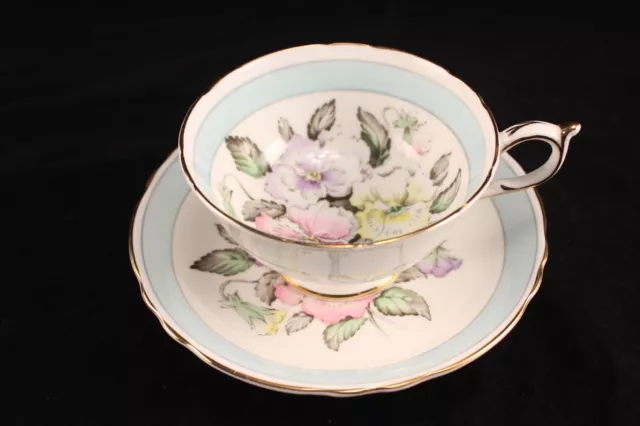 Vtg Paragon China Double Warrant Sweet Pea Flowers Tea-Cup & Saucer A-1838