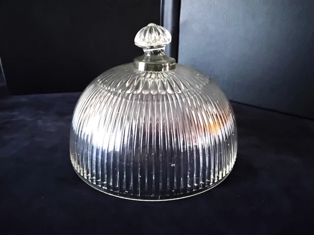 Ancienne petite cloche en verre et son assiette Transparent - Vendu