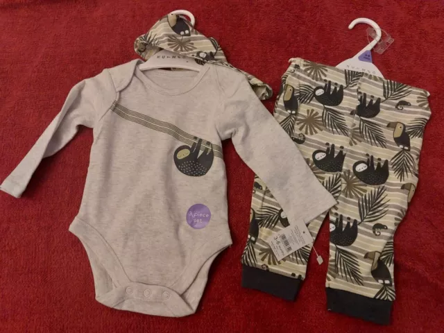 NutMeg New Born Baby Boy/Gender Neutral Set 0-3 mths romper vest/leggings bib
