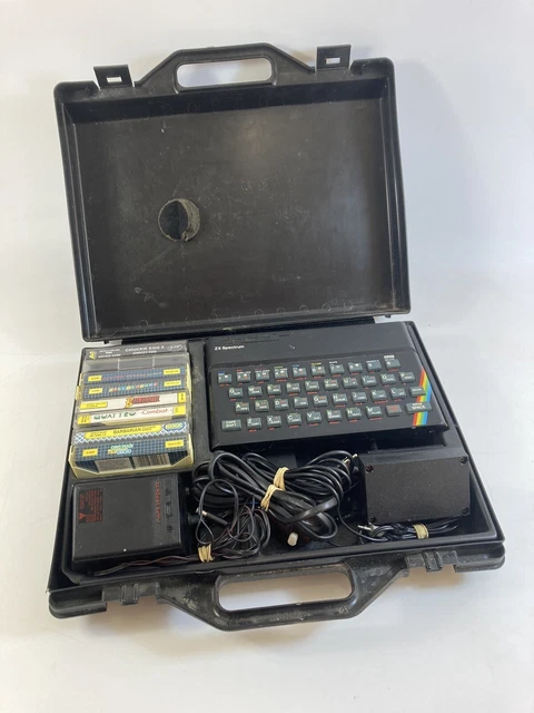 Sinclair ZX Spectrum + Pacchetto Personal Computer in scatola e giochi - Non testato Sinclair ZX Spectrum + Pacchetto Personal Computer in scatola e giochi - Non testato