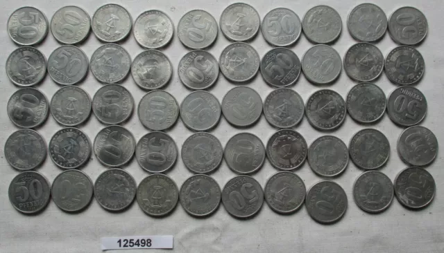 Sammlung von 50 x 50 Pfennig DDR Aluminium Münzen (125498)