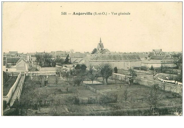 91.ANGERVILLE.n°17673.VUE GENERALE