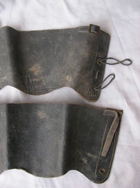 Paire De Bottes D'aviateur Vintage - Cuir Clouté - Semelle Cuir - Époque WW1/WW2