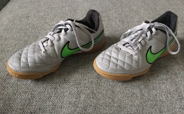 Nike Tiempo Genio Leather IC Hallenschuhe Gr.31 EUR