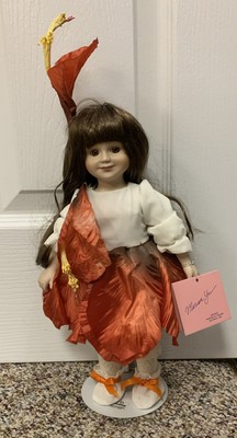 Marian Yu Design 12" Porcelain Christmas Doll Coa /2000 December 1987 W/ Stand