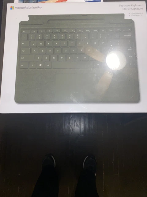 Microsoft Surface Pro Signature Keyboard for Pro X, Pro 8 a, Pro 9 8XA-00121 NEW