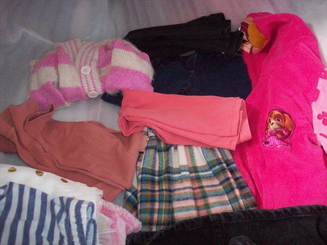 Pacchetto lavoro lotto 12 articoli 2-3 anni gilet abbigliamento ragazze pantaloncini top