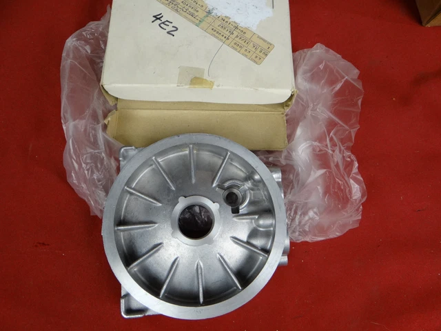 Yamaha Oil Cooler Adapter Plate NOS 198-81 XS850, 3J3-13461-00-00, 4E2-13461-00