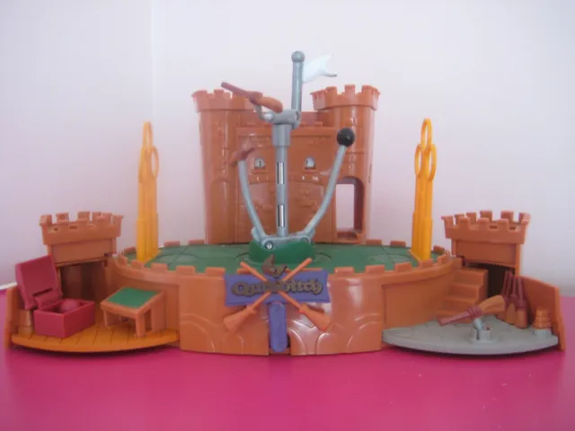 HARRY POTTER Quidditch Field w/ 1 Figure Spins On/Off VGUC Polly Pocket Playset