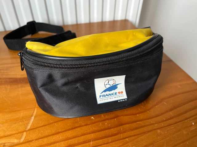 Coupe du Monde France 98 : paquet de 50 serviettes jetables Tifany