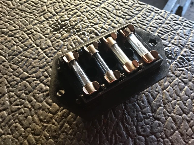 LAND ROVER SERIES 3 Fuse Box £15.00 - PicClick UK