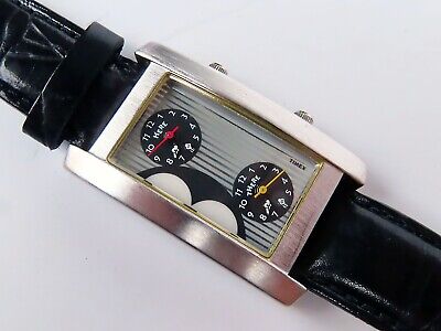 Vintage Dual Timer - Disney Mickey Mouse Watch by Timex - 90's  for TOP COND.