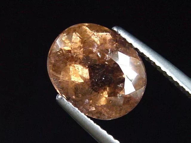 Dravit / Brauner Turmalin 3,78 Ct. Oval (3488t)