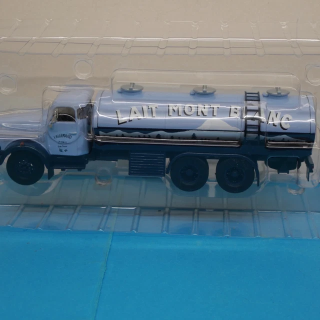 Fainéant R4220 Lait Mont Blanc (1955