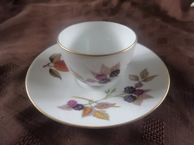 Royal Worcester marked Evesham sugar bowl & under plate or saucer porcelain