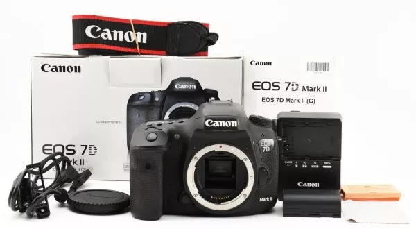 Canon EOS 7D Mark II 20.2MP Digital SLR Camera - Black (Body Only)