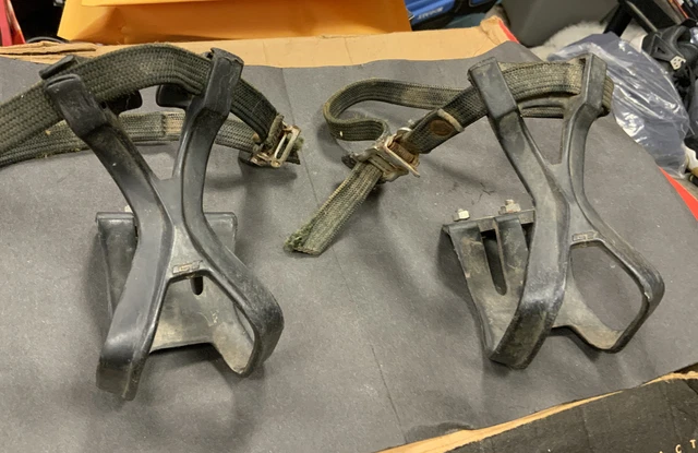 pedal stirrups
