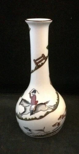 KRONE STAFFORDSHIRE ""JAGDSZENE"" KNOSPENVASE 5,75 Zoll/14,25 cm