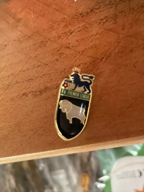 Derby County F.A Premier League Football Club Pin Badge