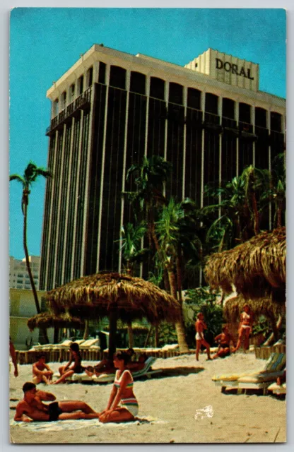 Florida - Doral Hotel on the Ocean the Tahitian Beach - Vintage Postcard
