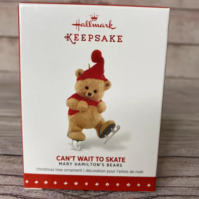 Hallmark Keepsake - 2015 CAN'T WAIT TO SKATE Mary Hamilton's Bears Ornament