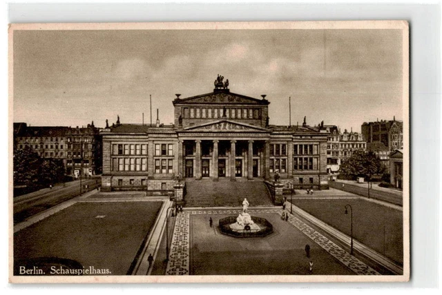 Postkarte PK Ansichtskarte AK ungelaufen Berlin Schauspielhaus