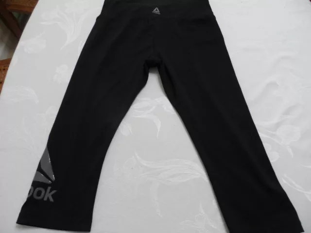 Reebok Women's Athletic Yoga CAPRI Leggings Pants BLACK Size L REEBOK logo