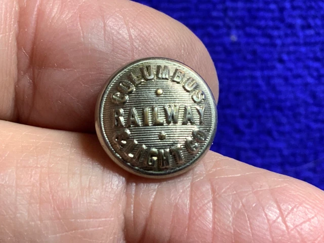 COLUMBUS RAILWAY & LIGHT COMPANY 14.4mm NICKEL CUFF BUTTON WBC 1903 NOS