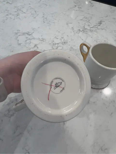 Anthropologie Sparrow C mug set of 2 lot preppy classic minimalist 3