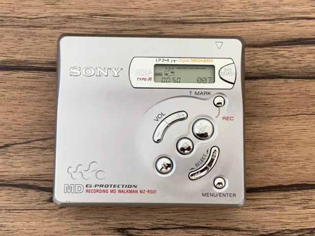 Walkman Sony MD minidisc MZ-R501 , fonctionnel .
