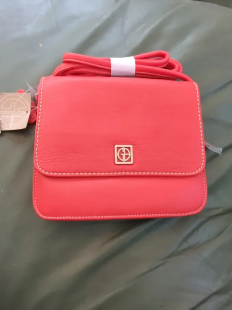 Red Leather Giani Bernini Zipper Purse/ Handbag/Bag Shoulder Strap crossbody