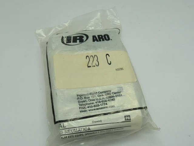 ARO 223-C Valve 1/8"NPTF Ports Retained Toggle Actuator 30-150Psig NWB
