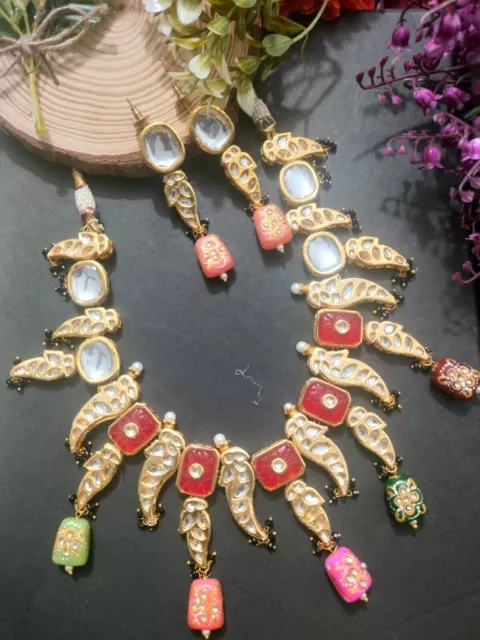 Hermoso conjunto de collar de gargantilla india Meenakari Kundan con piedra...