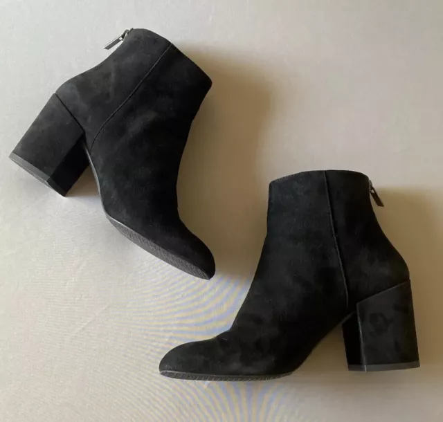 Stuart Weitzman Women Black Bacari Suede Chunky-Heel Bootie Sz 6.5