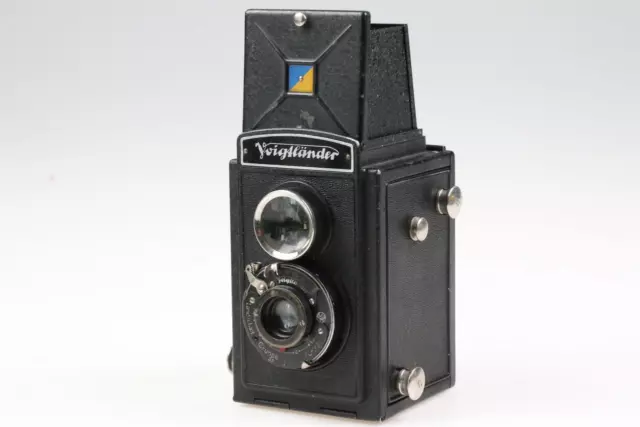 VOIGTLÄNDER Brillant mit Anastigmat Voigtar 7,5cm f/6,3