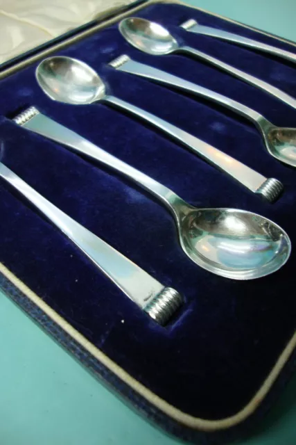 Art Deco Hall marked Sterling silver 925 Tea / coffee demitasse Spoons +Orig Box